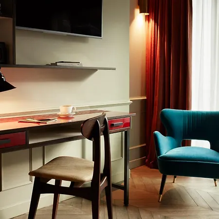 The Hoxton, Hotel 4*