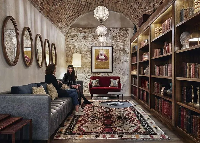 The Hoxton, 4*