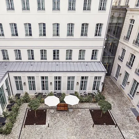 The Hoxton, Hotell 4*