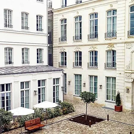 The Hoxton, 4* Paris