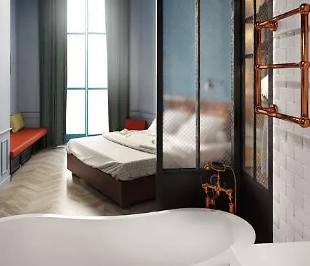 The Hoxton, 4* Paris