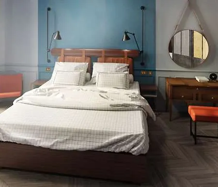 The Hoxton, 4* Paris