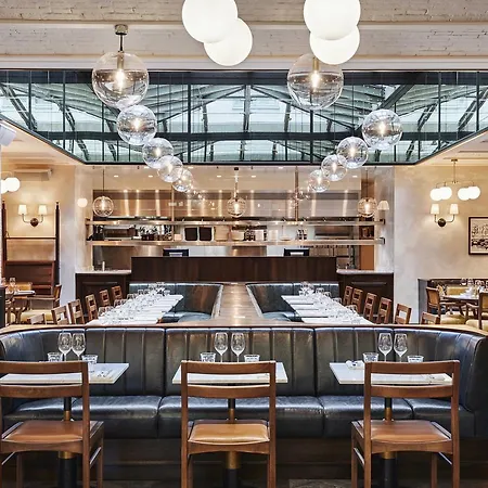 The Hoxton, Hotel