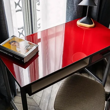 The Hoxton, 4* Paris