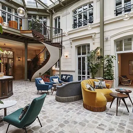 The Hoxton, Hotel 4*