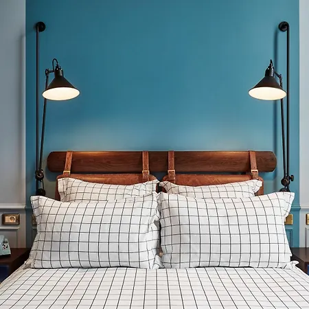 The Hoxton, Hotel