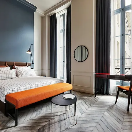 The Hoxton, Hotel