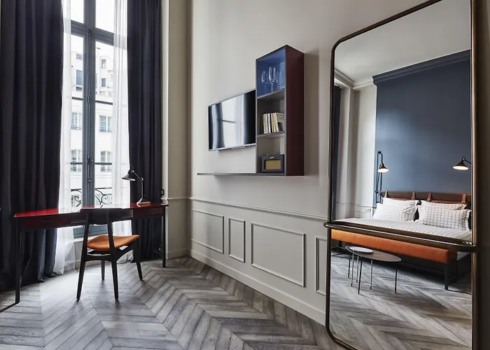 호텔 혹스턴, 파리