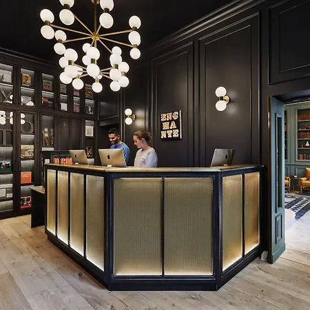 ホテル ザ ホクストン パリ